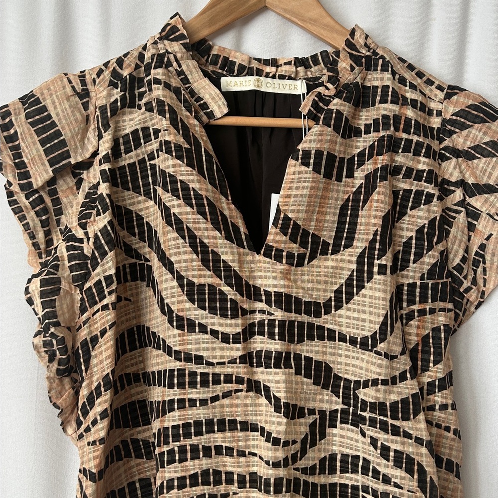 Marie Oliver NWT Maison Savanna Short Sleeve Blouse Shirt Top **Size L** 🐅🐅 - Picture 6 of 9